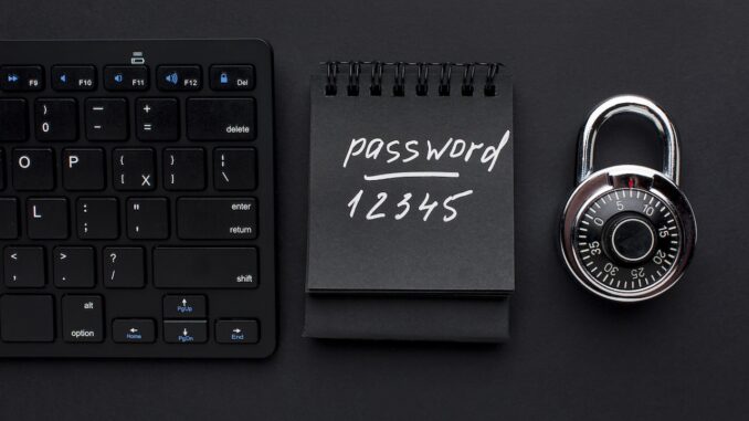 top-view-lock-with-password-keyboard Bildquelle 1: freepik.com